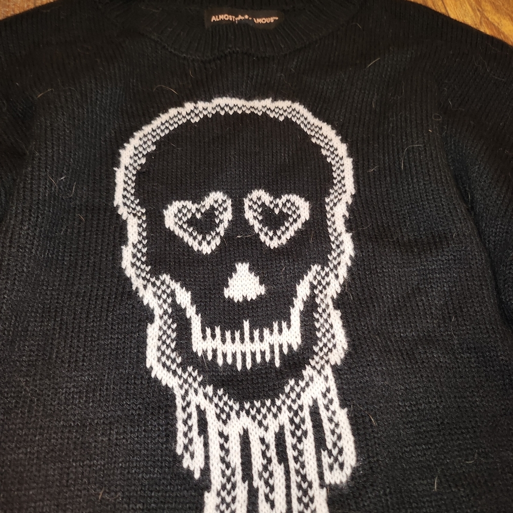 Almost famous medium skeleton distressed bottom black sweater - Picture 2 of 5